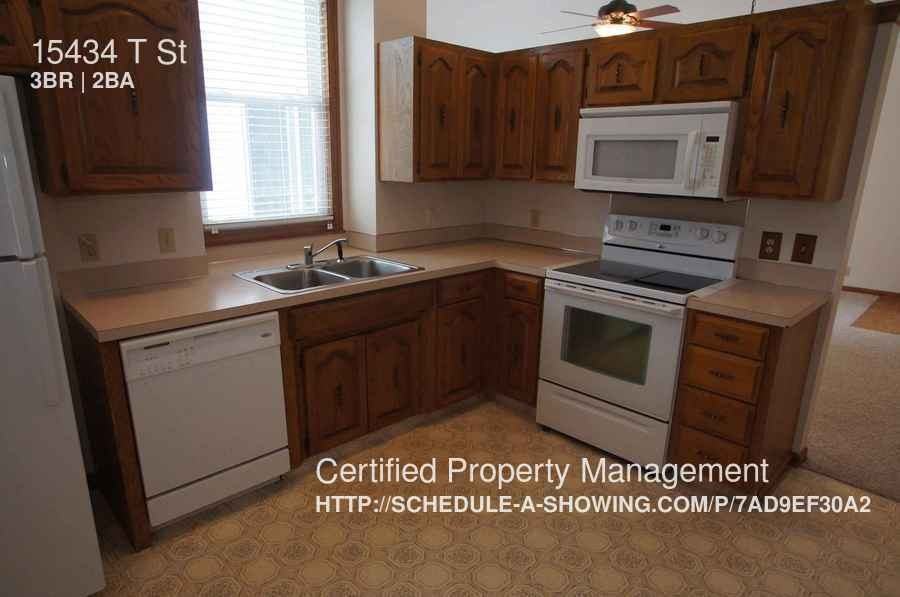 15434 T St - Photo 3 of 16