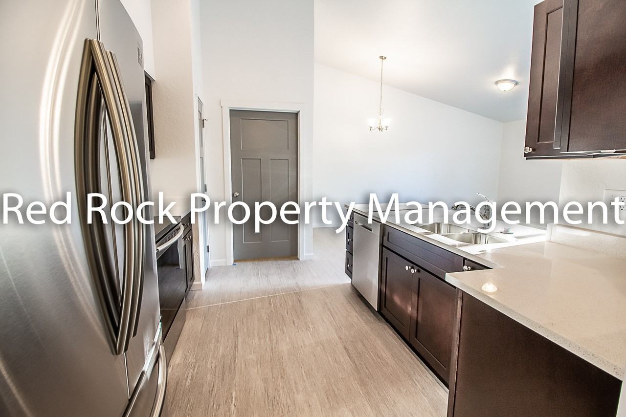2603 N Eden Ln #2603 - Photo 6 of 10
