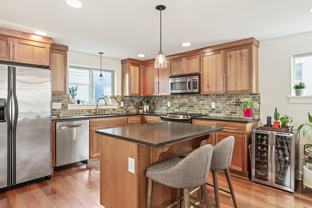 466 Ne Maple Leaf Pl - Photo 1 of 1