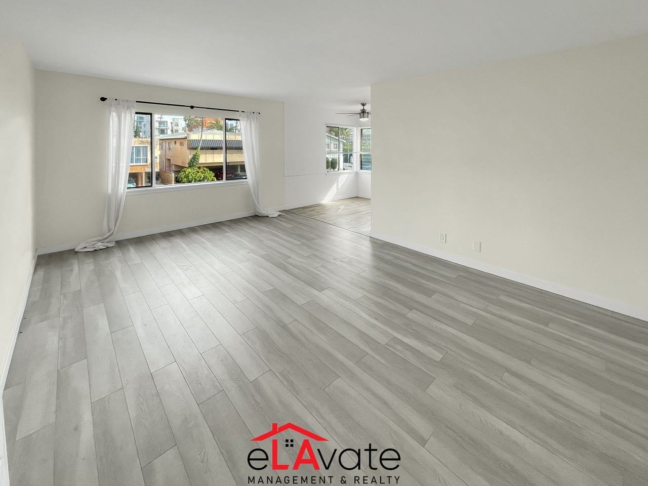 429 S Sherbourne Dr. - Photo 3 of 15