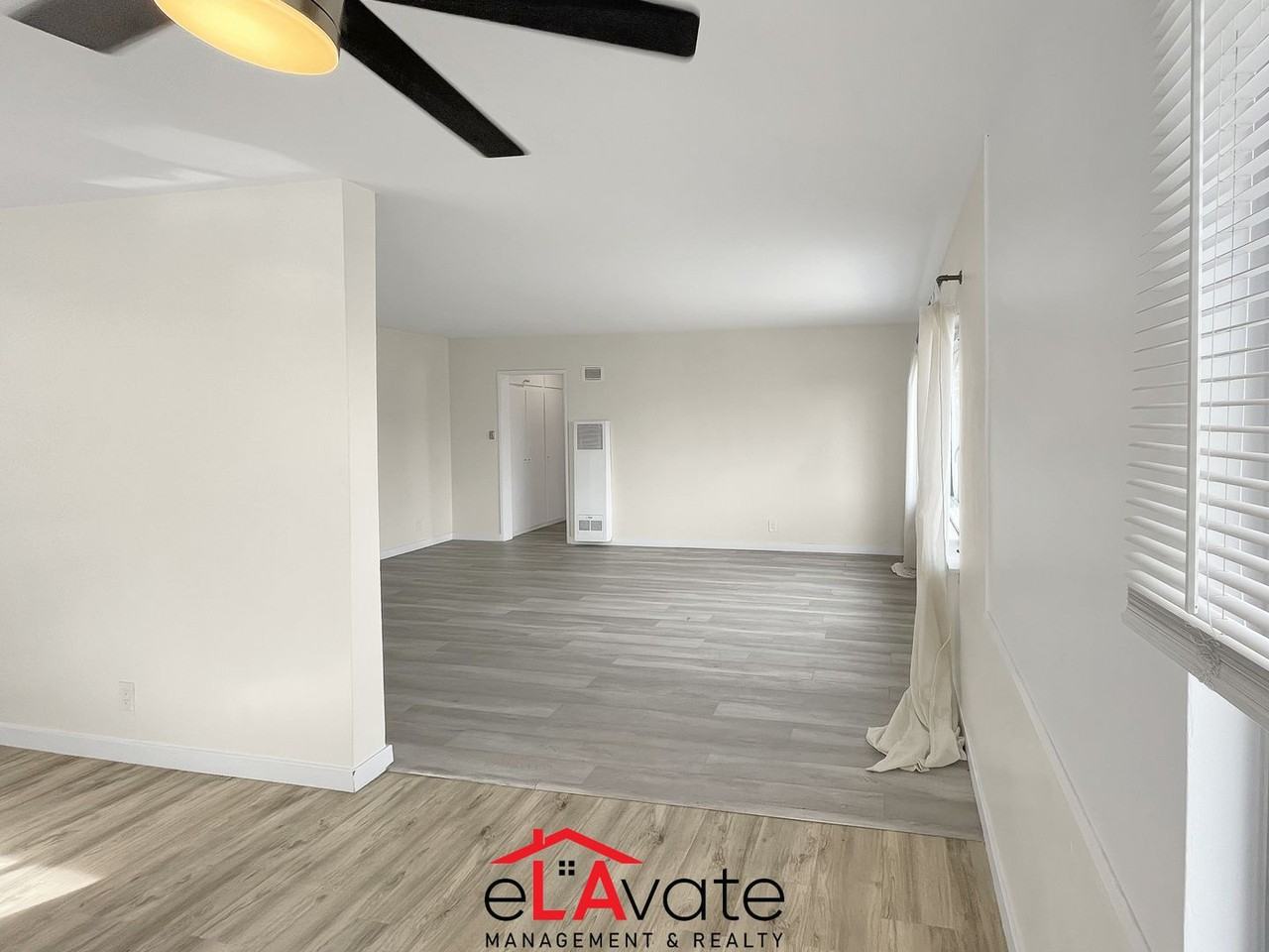 429 S Sherbourne Dr. - Photo 5 of 15