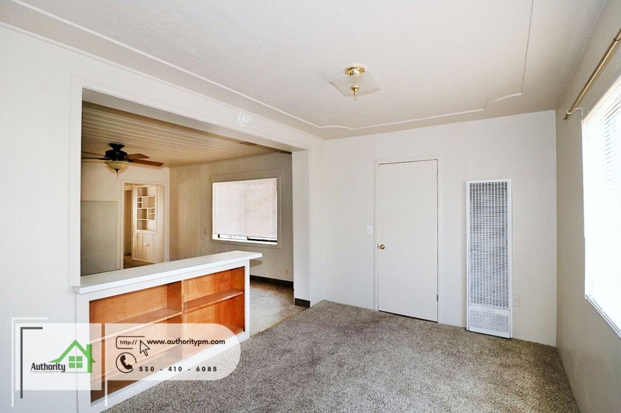1830 Rosaline Ave - Photo 6 of 22