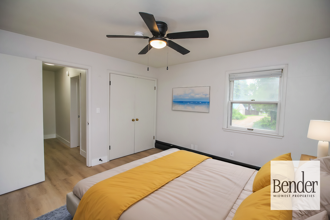 Uptown Flats - Photo 5 of 12