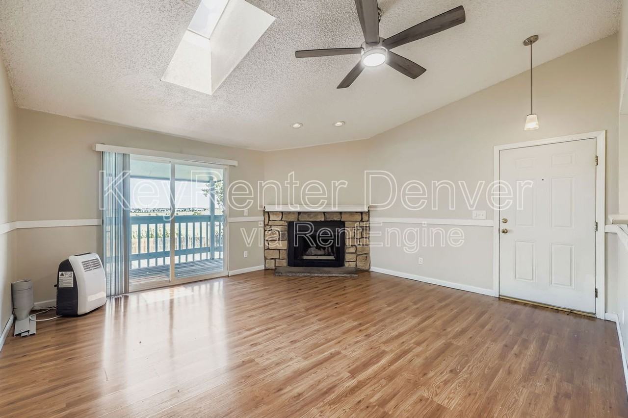 18063 E Ohio Ave #201 - Photo 3 of 29