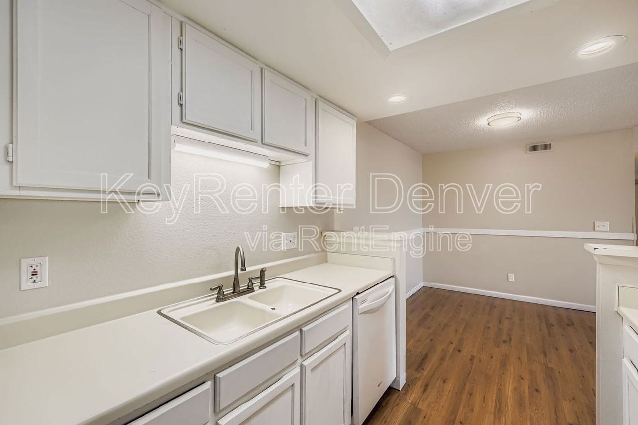 18063 E Ohio Ave #201 - Photo 6 of 29