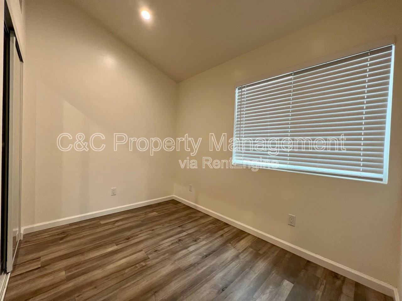 1601 Hilby Ave #A - Photo 6 of 6