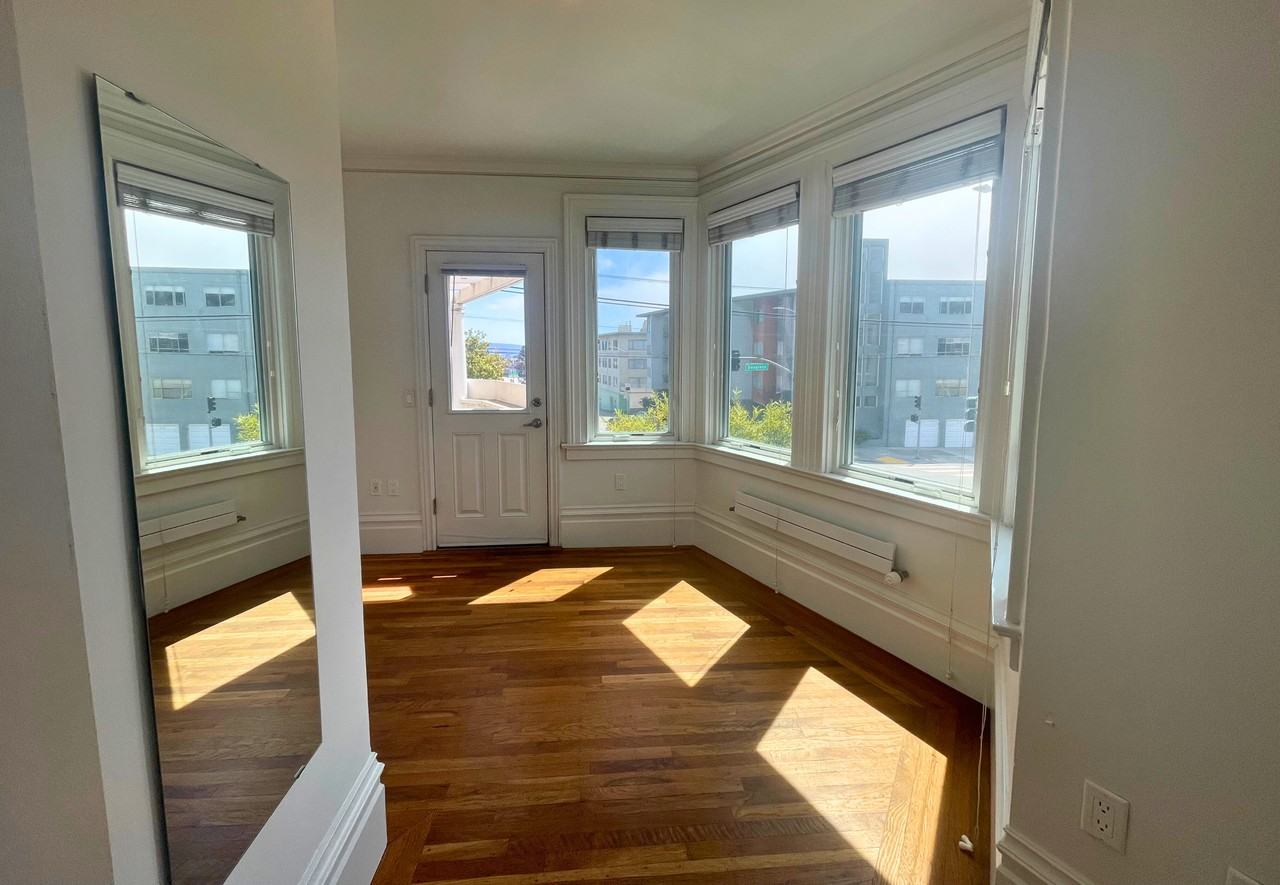 2810 Market St - Photo 2 of 16