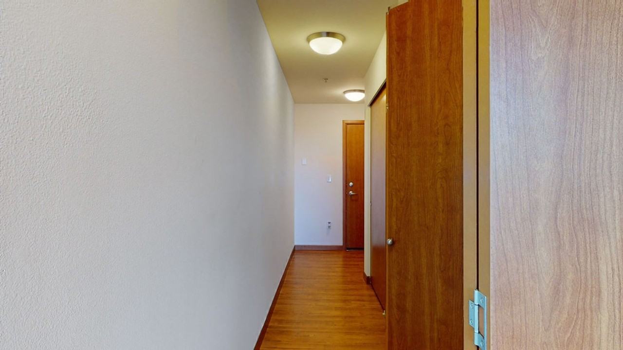 21428 International Boulevard - Photo 3 of 28