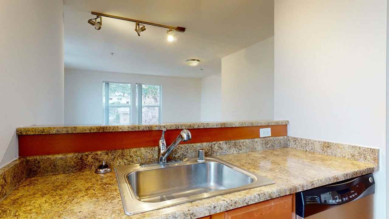 21428 International Boulevard - Photo 4 of 28