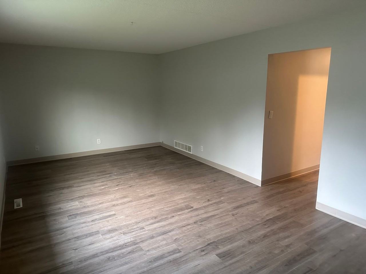 1719 8th Ave - Photo 5 of 17