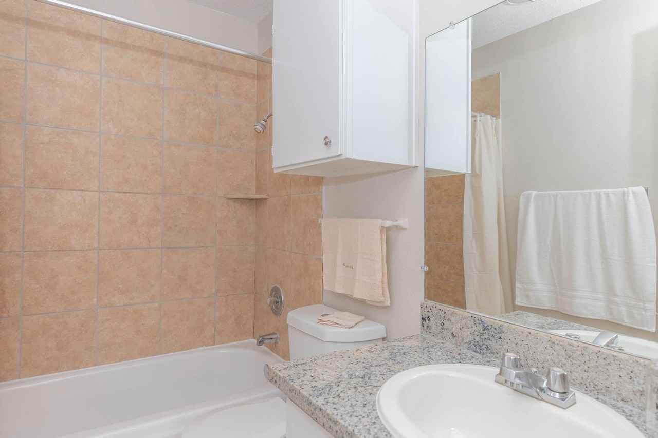 Southern Oaks Apartments - Photo 7 of 29