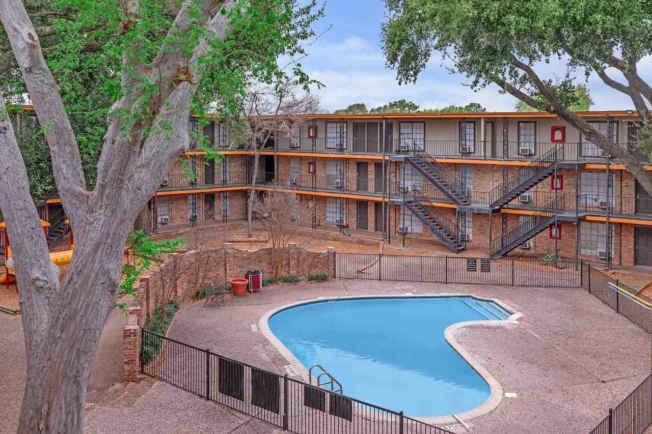 Windswept Gardens Apartments - Photo 5 of 24