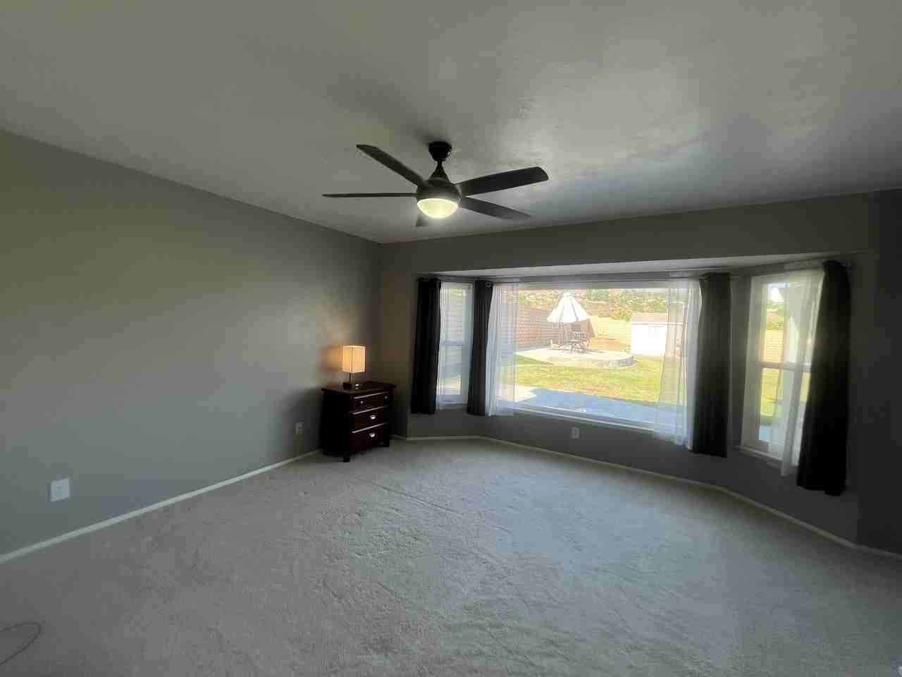 6843 Grove Ave - Photo 3 of 23