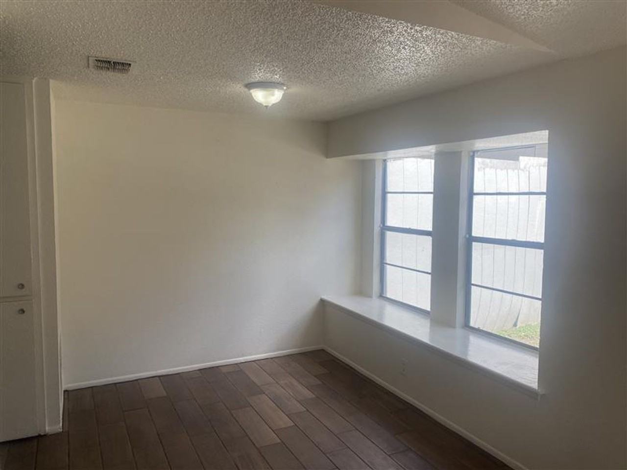 9615 Vale - Photo 7 of 17