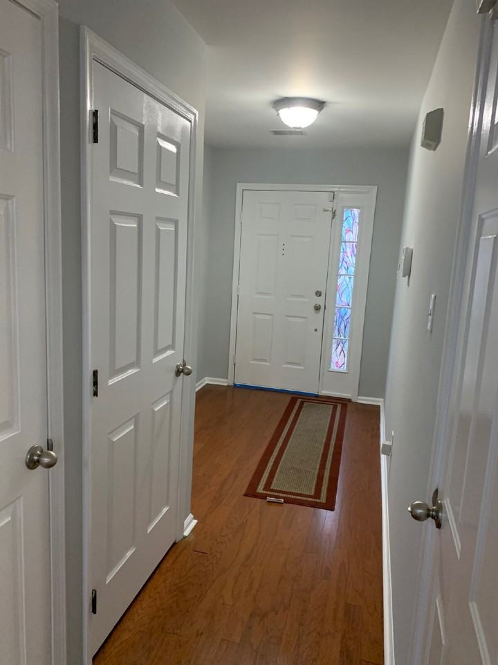 402 Harvest Ln - Photo 5 of 17