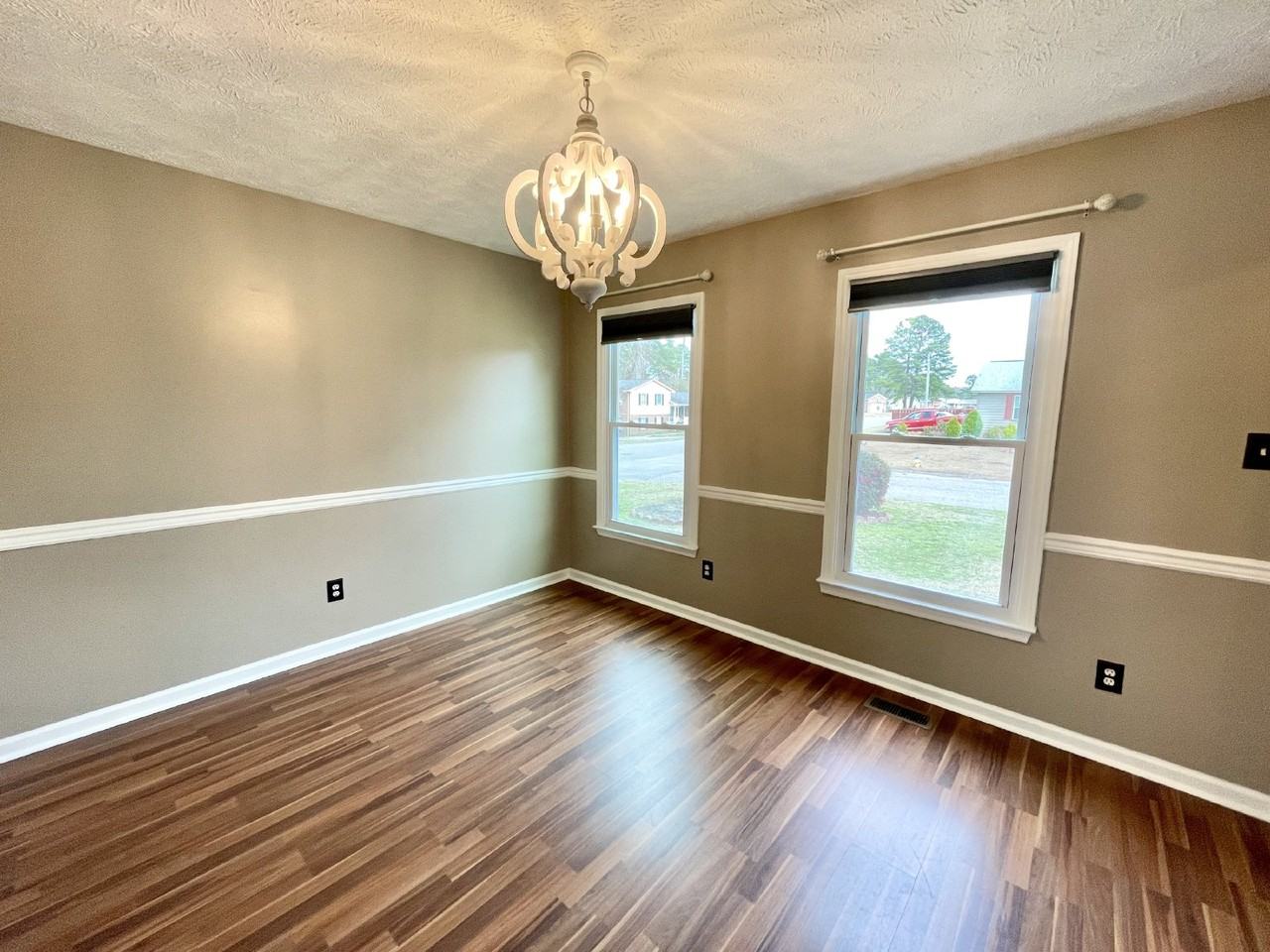 4206 Buckhurst Dr - Photo 7 of 29
