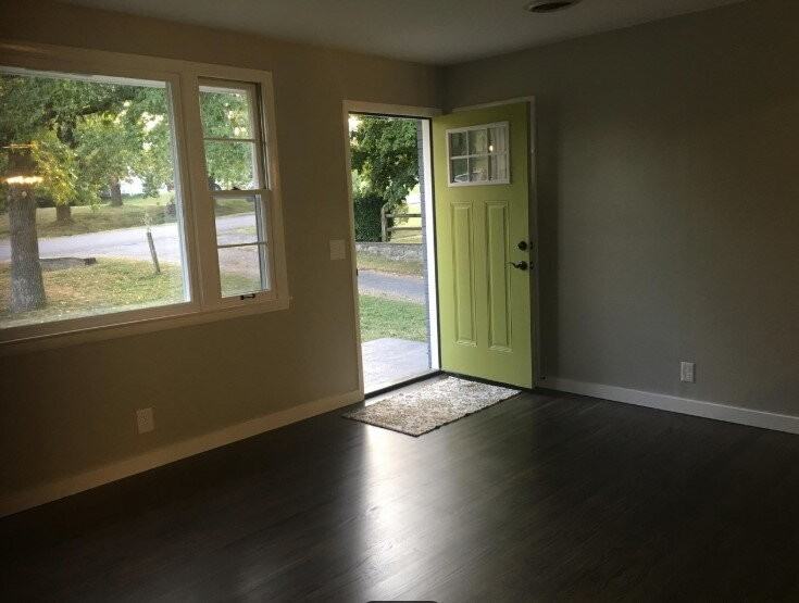 206 Bonnabrook Dr - Photo 5 of 28