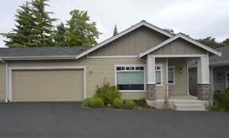 342 E Maple St - Photo 1 of 1