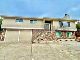 featured image of 85 Jackson Dr