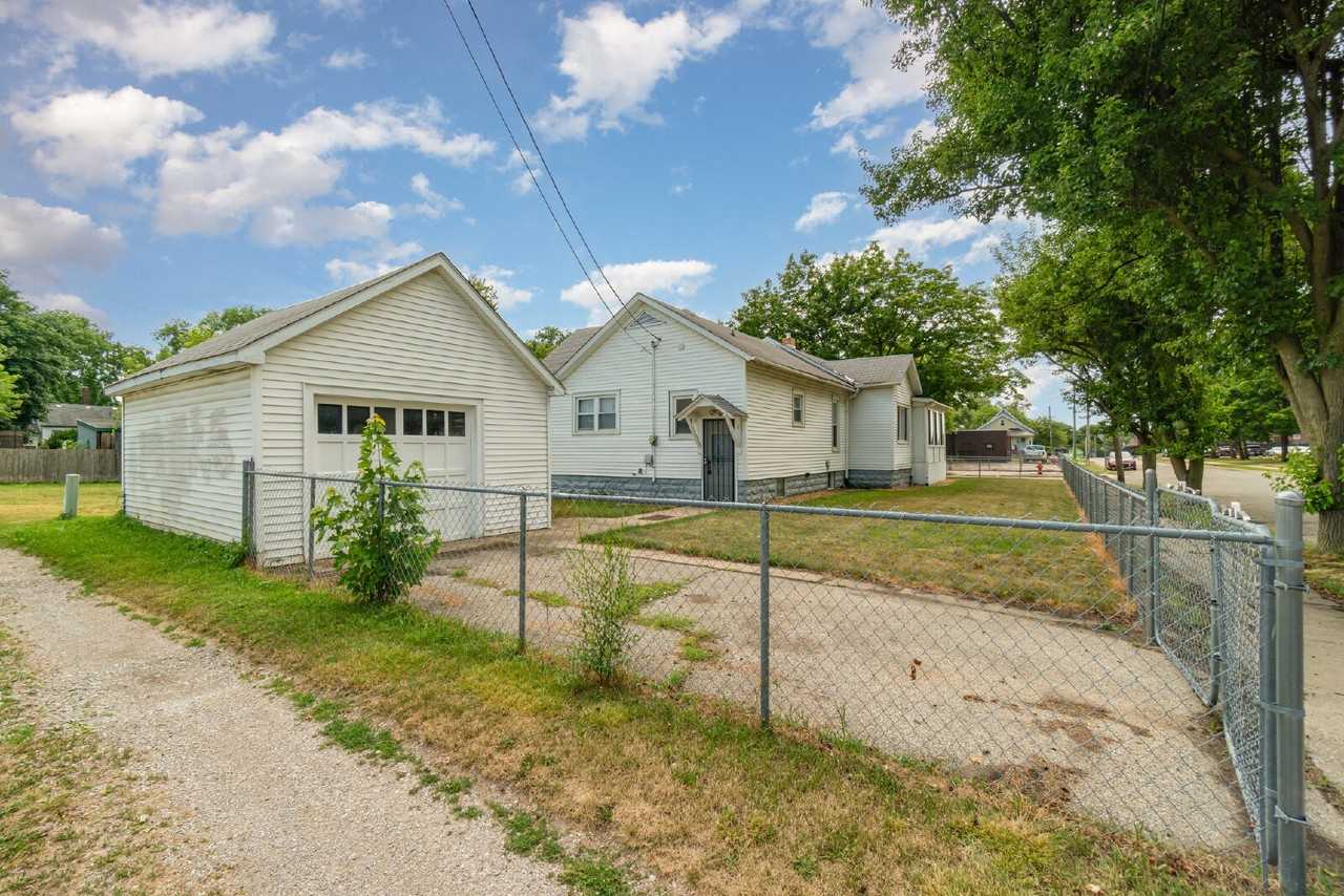 401 Franklin St - Photo 3 of 15