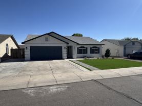4427 E Meadow Lark Way - Photo 1 of 1