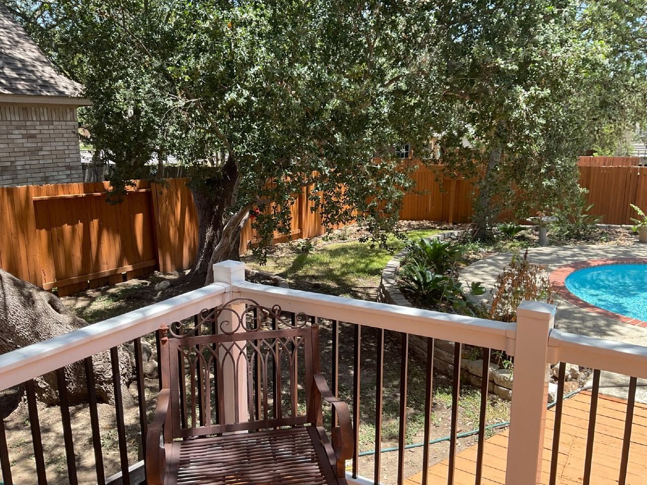 9610 Rocksprings St - Photo 4 of 18