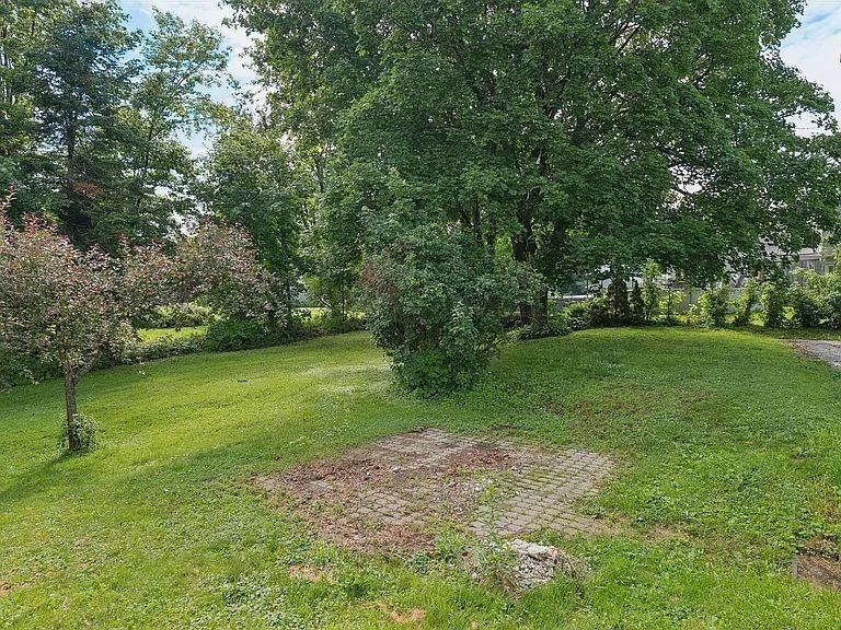 15 Huston Ave - Photo 4 of 19