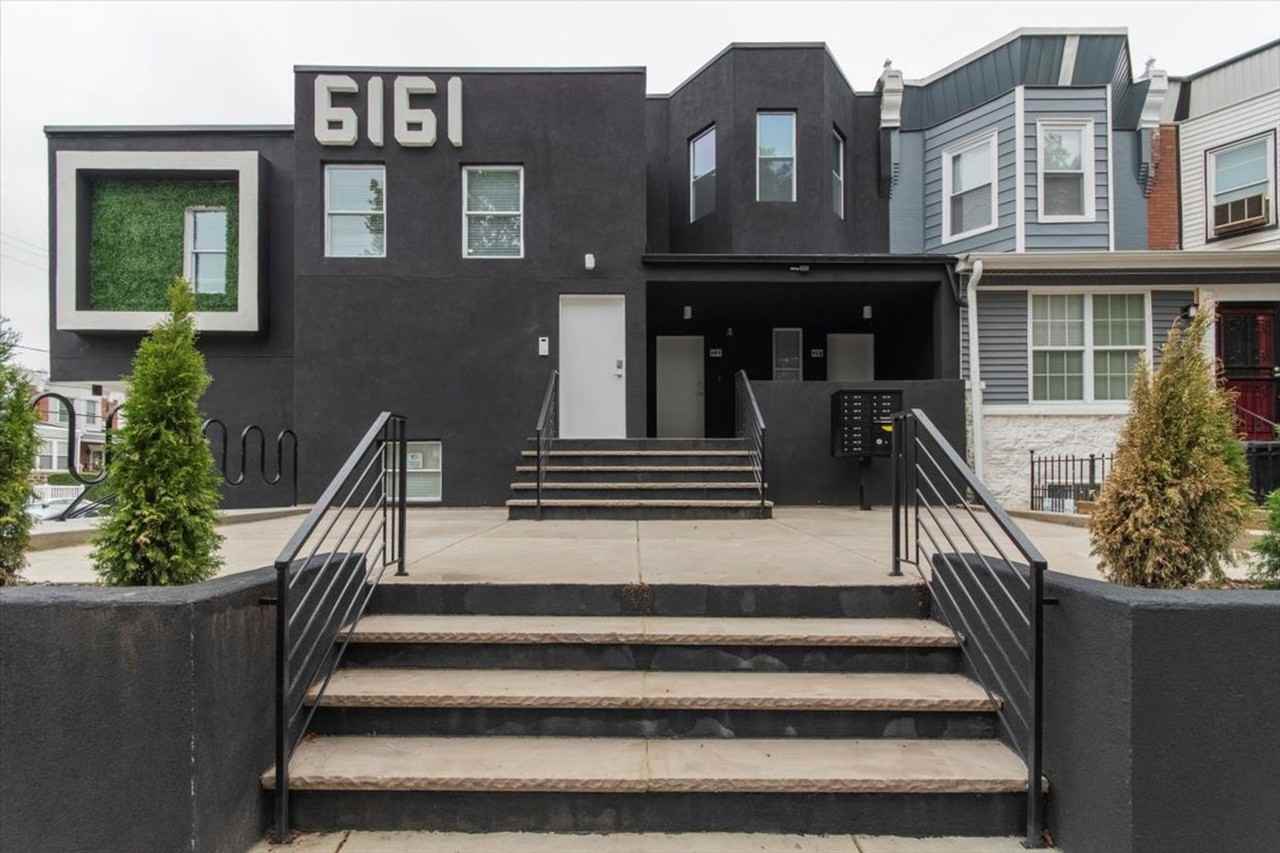 6161 Walnut St Apt 2b - Photo 4 of 11