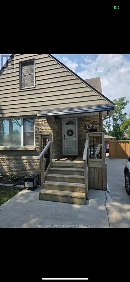 819 Rossini Blvd - Photo 3 of 9