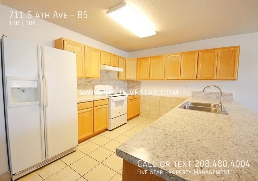 711 S 4th Ave #B5 - Photo 7 of 15