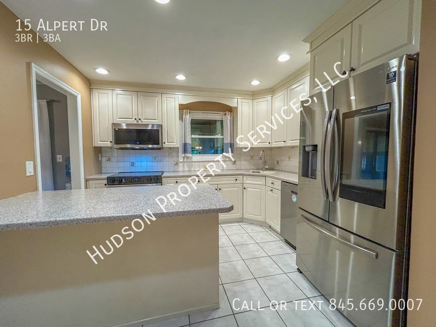 15 Alpert Dr - Photo 2 of 19