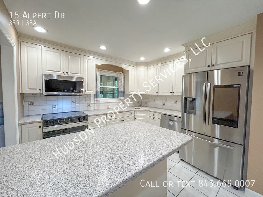 15 Alpert Dr - Photo 3 of 19