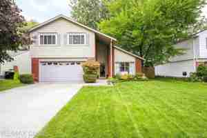 featured image of 24323 Pinecrest St #NA