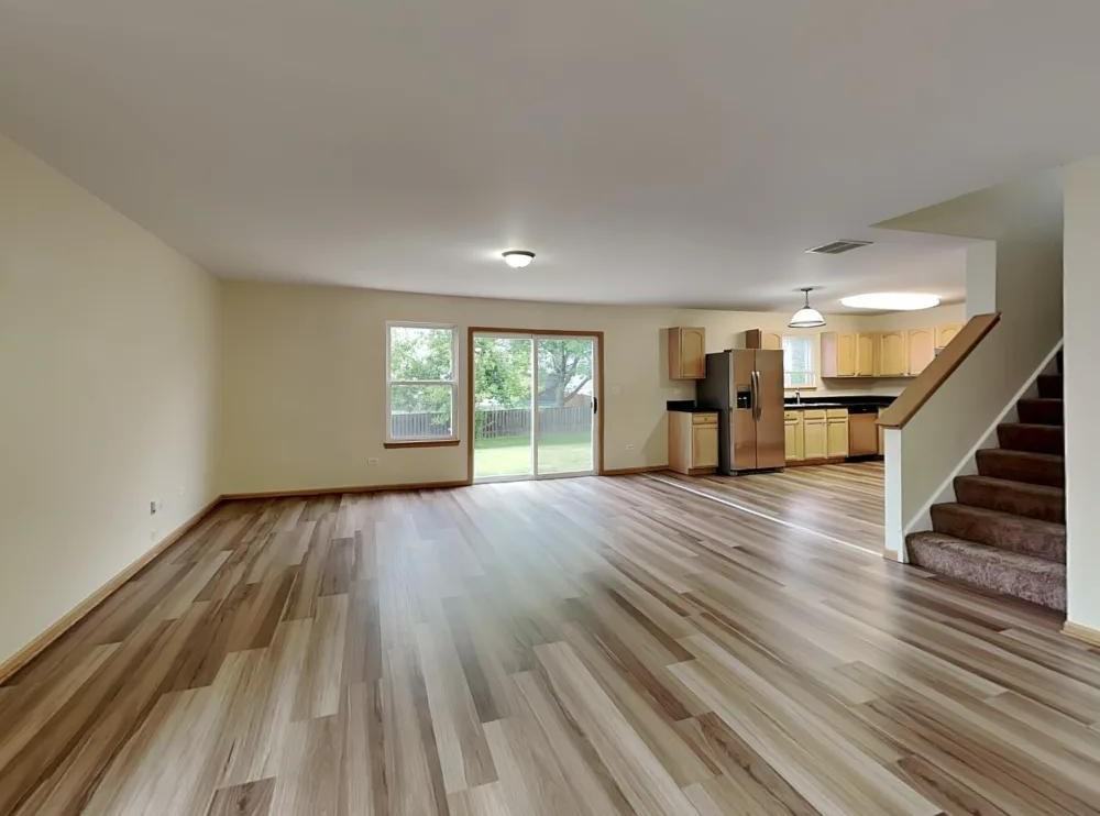 1710 Stonegate Dr #NA - Photo 2 of 9