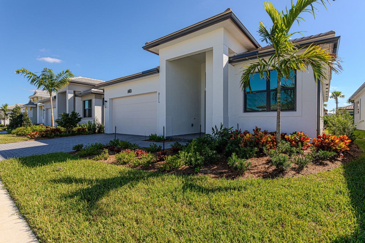 9155 Sw Esule Way #NA - Photo 2 of 41