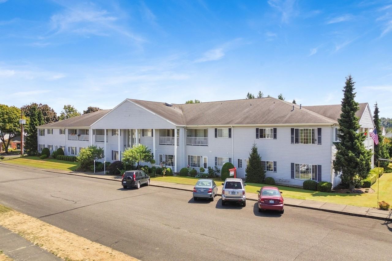 Heather Square - Photo 3 of 4