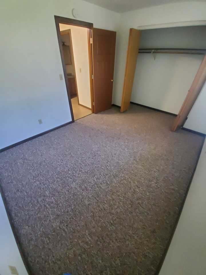 1719 La Crescent St #154 - Photo 7 of 11