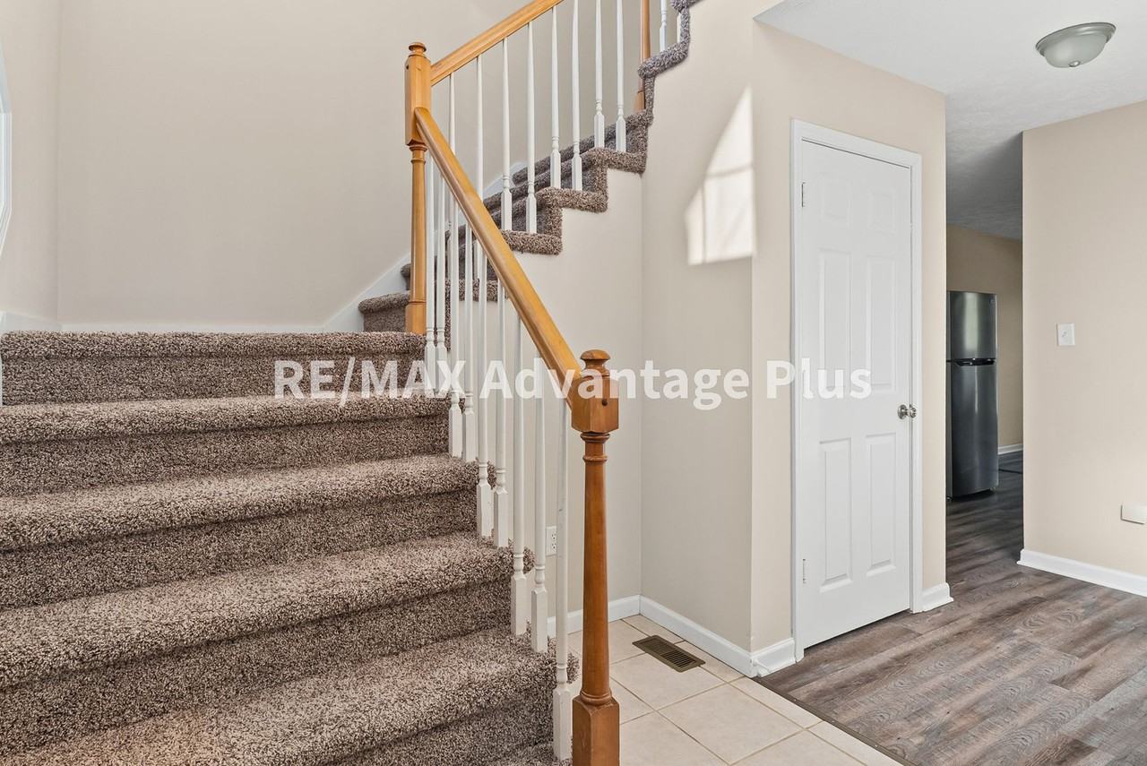 6240 Melon Rd - Photo 3 of 50