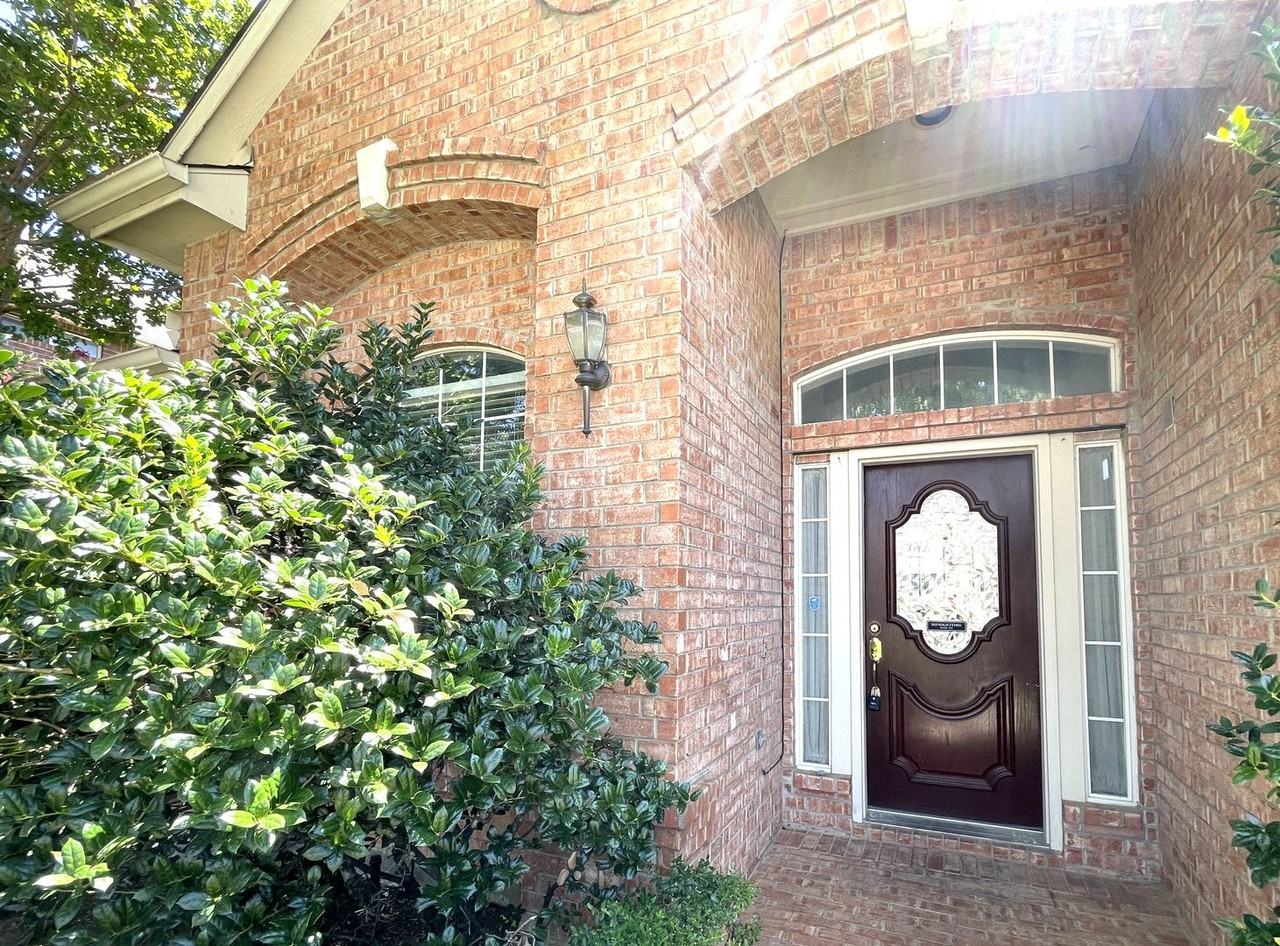 4400 Avebury Dr - Photo 2 of 21