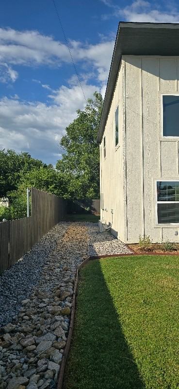 404 W Wichita St - Photo 3 of 50