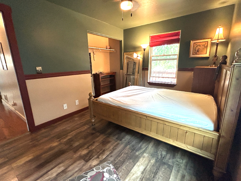 112 W Dooley Ln - Photo 6 of 15