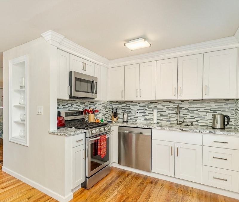 5258 S Cloverdale Pl - Photo 3 of 8