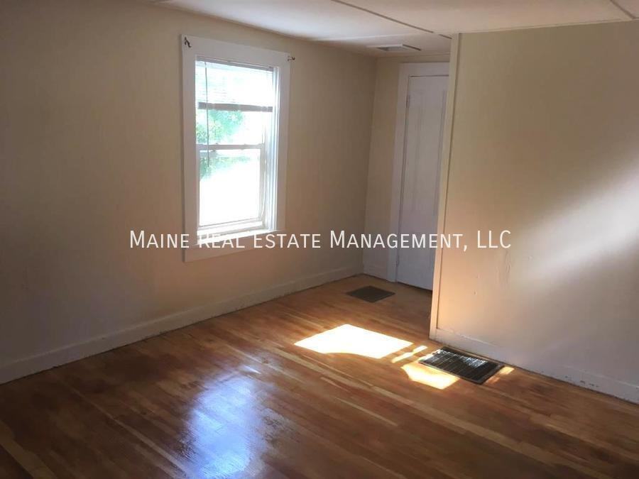 35A Coldbrook Rd - Photo 2 of 22