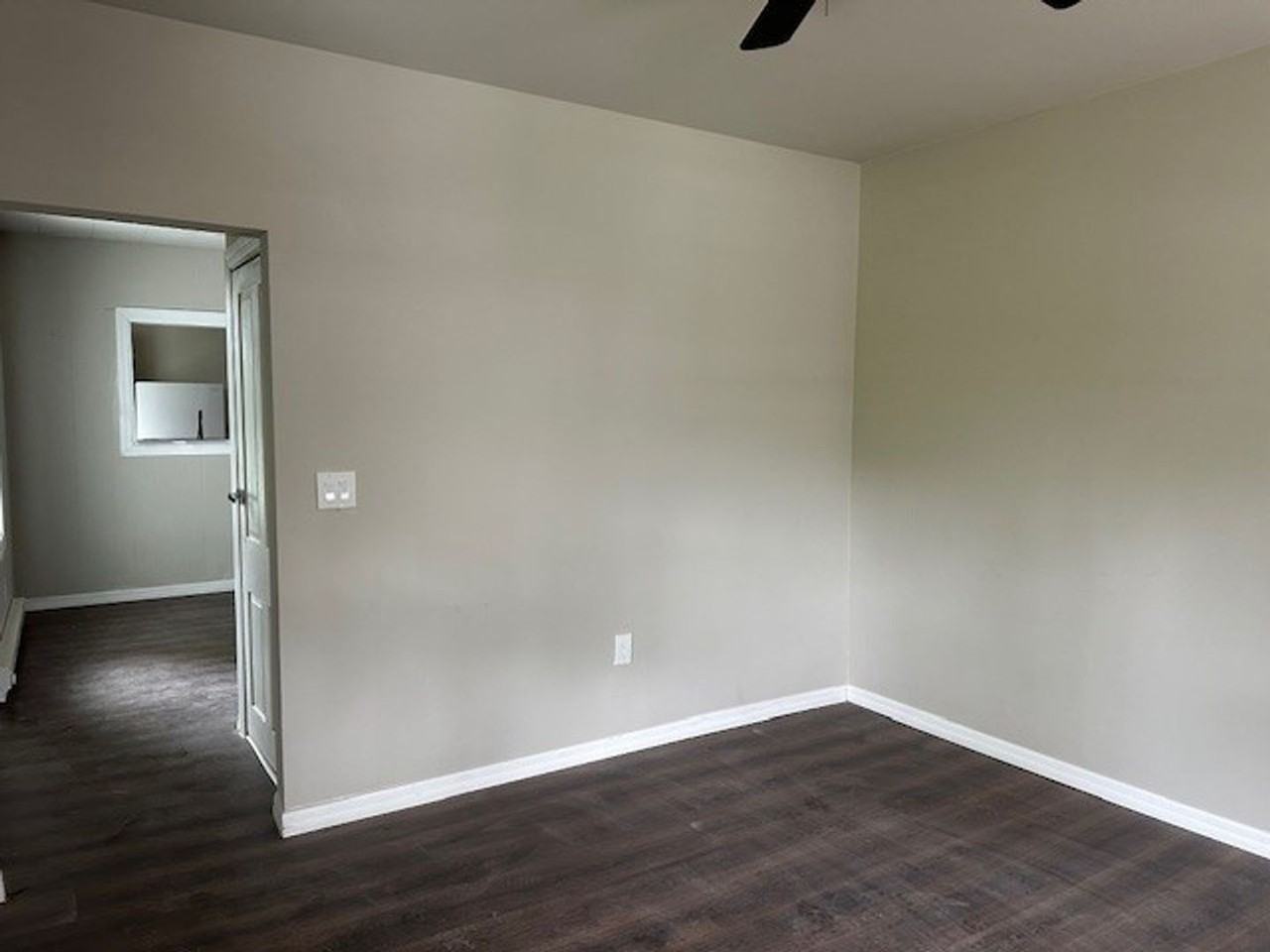 564 Race Street - Photo 2 of 12