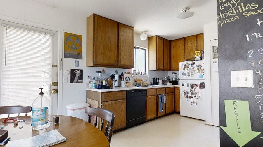 795 N Maple Rd #795 - Photo 4 of 7