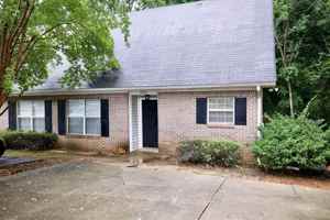 featured image of 389 Martin Ave