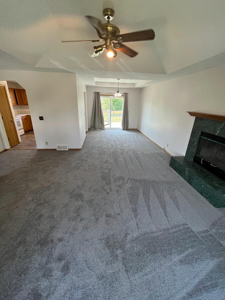 1719 Beaver Lake Blvd - Photo 3 of 16