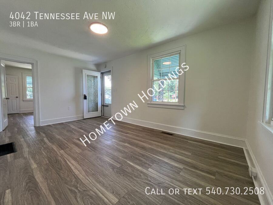 4042 Tennessee Avenue Northwest - Photo 3 of 17