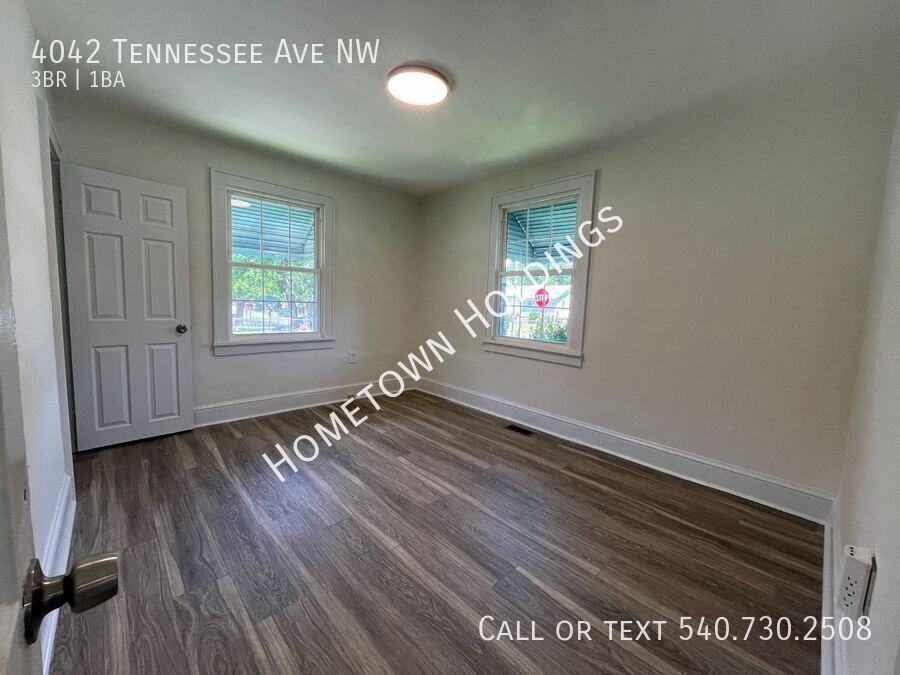 4042 Tennessee Avenue Northwest - Photo 4 of 17