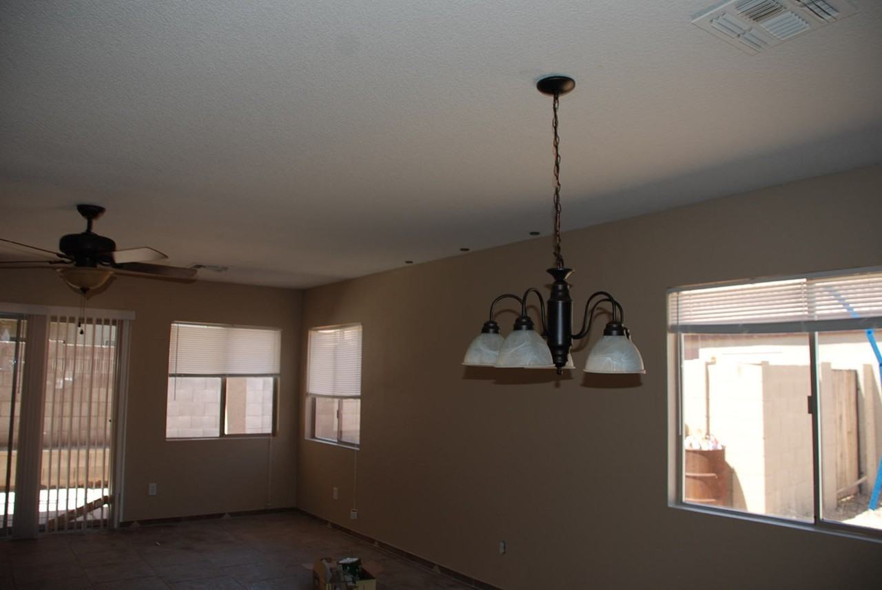 8335 W Hammond Ln - Photo 2 of 15